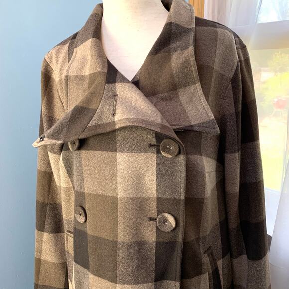 NWT Liz Claiborne Brown Combo Plaid Peacoat Size Medium - Picture 3 of 6